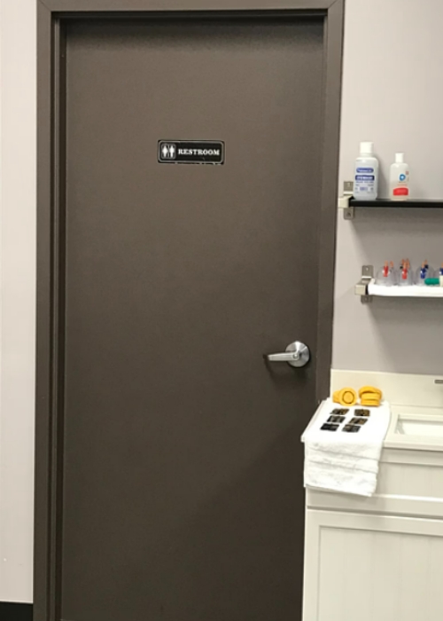 OC07-restroom-Comfort-2-Cure-Physiotherapy-Ottawa-ON.jpg