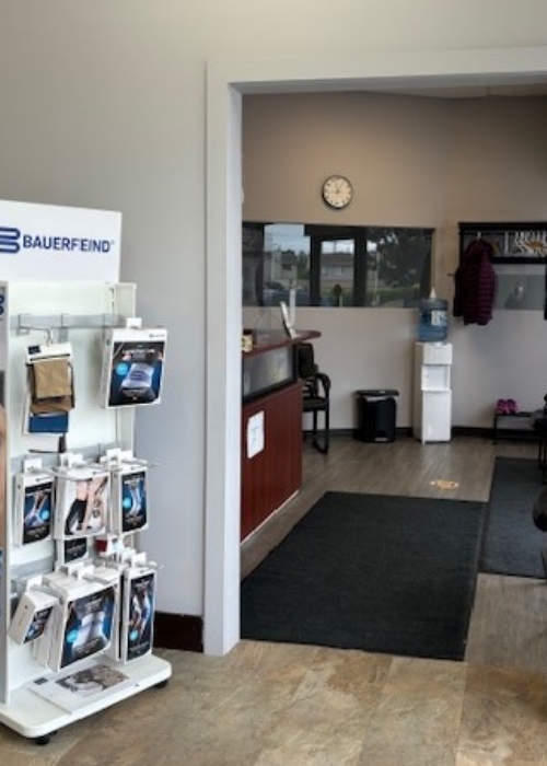 OC11-Waiting-area-Comfort-2-Cure-Physiotherapy-Ottawa-ON.jpg