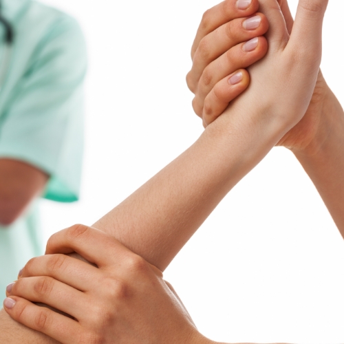 hand-pain-relief-Comfort-2-Cure-Nepean-ON